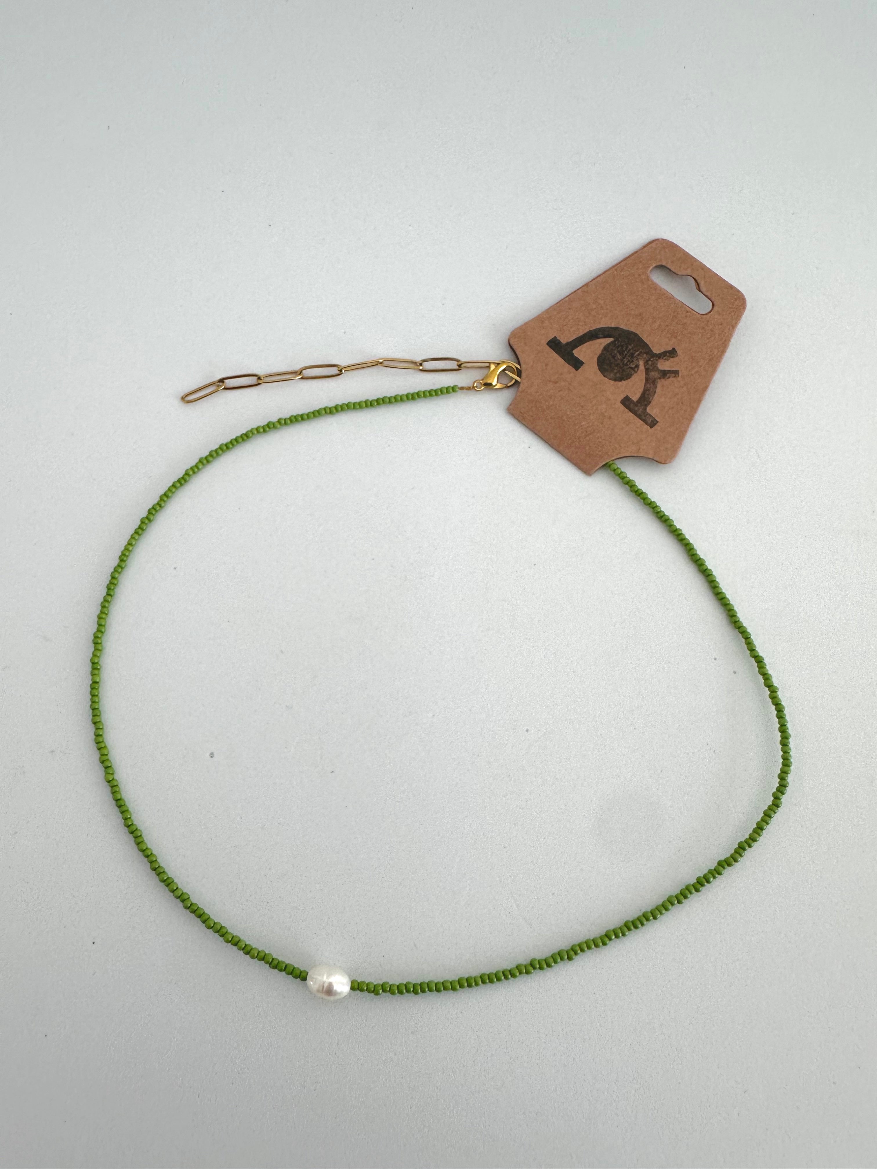 Beaded Necklace - Pearl